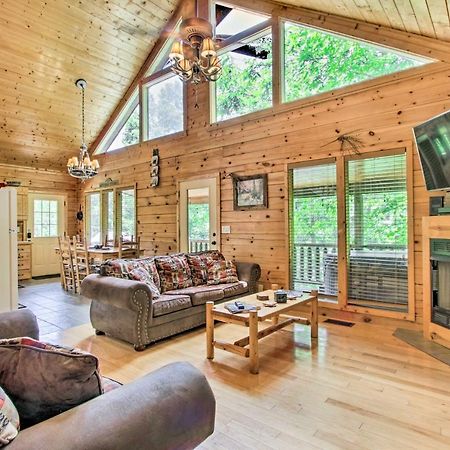 סביירוויל Cabin With Hot Tub And Deck About 12 Mi To Pigeon Forge! מראה חיצוני תמונה