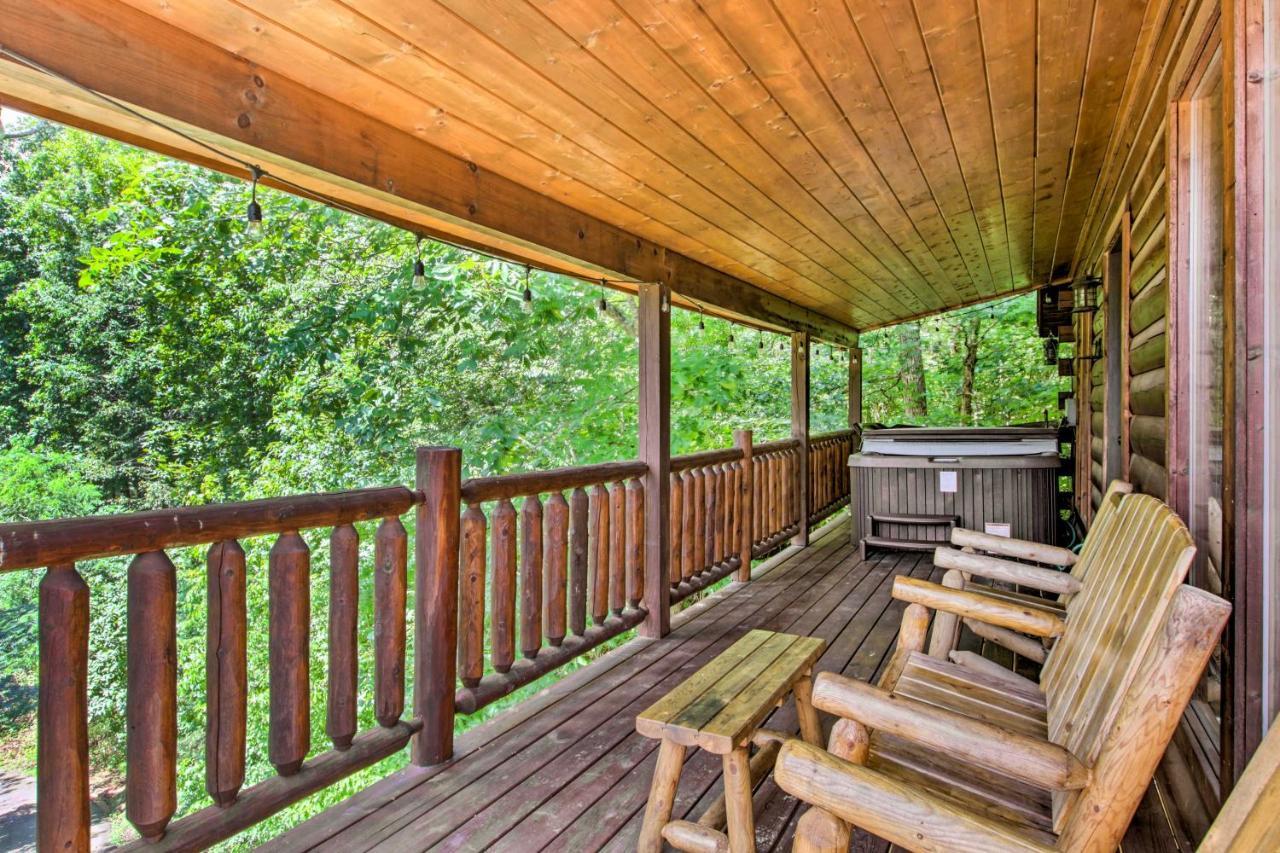 סביירוויל Cabin With Hot Tub And Deck About 12 Mi To Pigeon Forge! מראה חיצוני תמונה