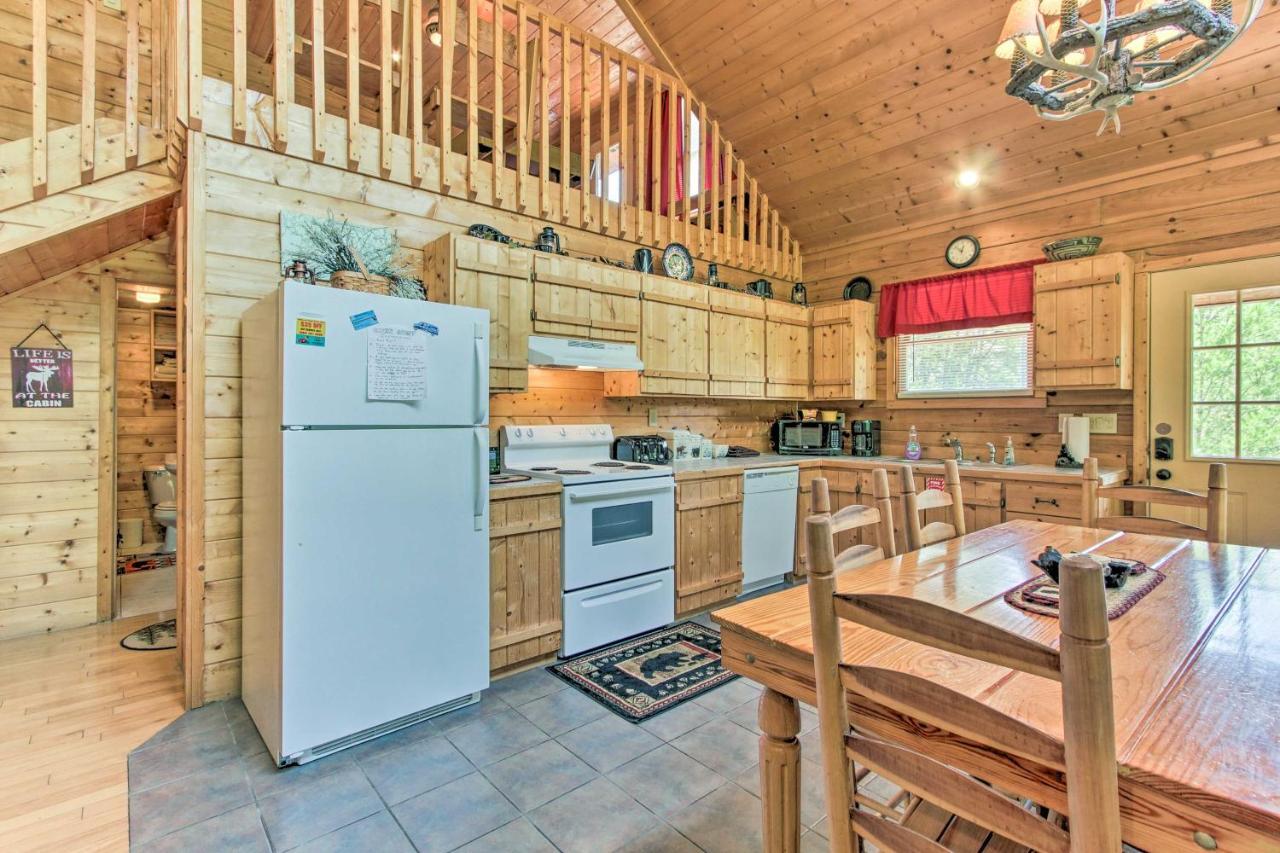 סביירוויל Cabin With Hot Tub And Deck About 12 Mi To Pigeon Forge! מראה חיצוני תמונה