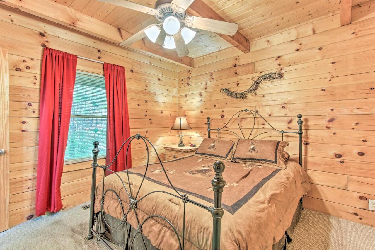 סביירוויל Cabin With Hot Tub And Deck About 12 Mi To Pigeon Forge! מראה חיצוני תמונה